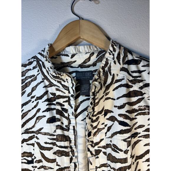 Chico's 2 chicos large Paw Animal Print Ruffle Trim Stretch Chino Jacket - Picture 3 of 13